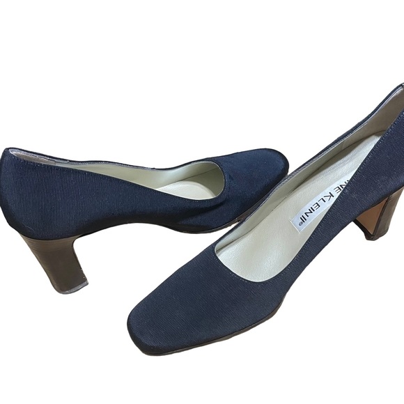 ANNE KLEIN II Navy Blue Cross Grain Italian Made Pumps Shoes 9N NWOT With Box - Picture 6 of 8
